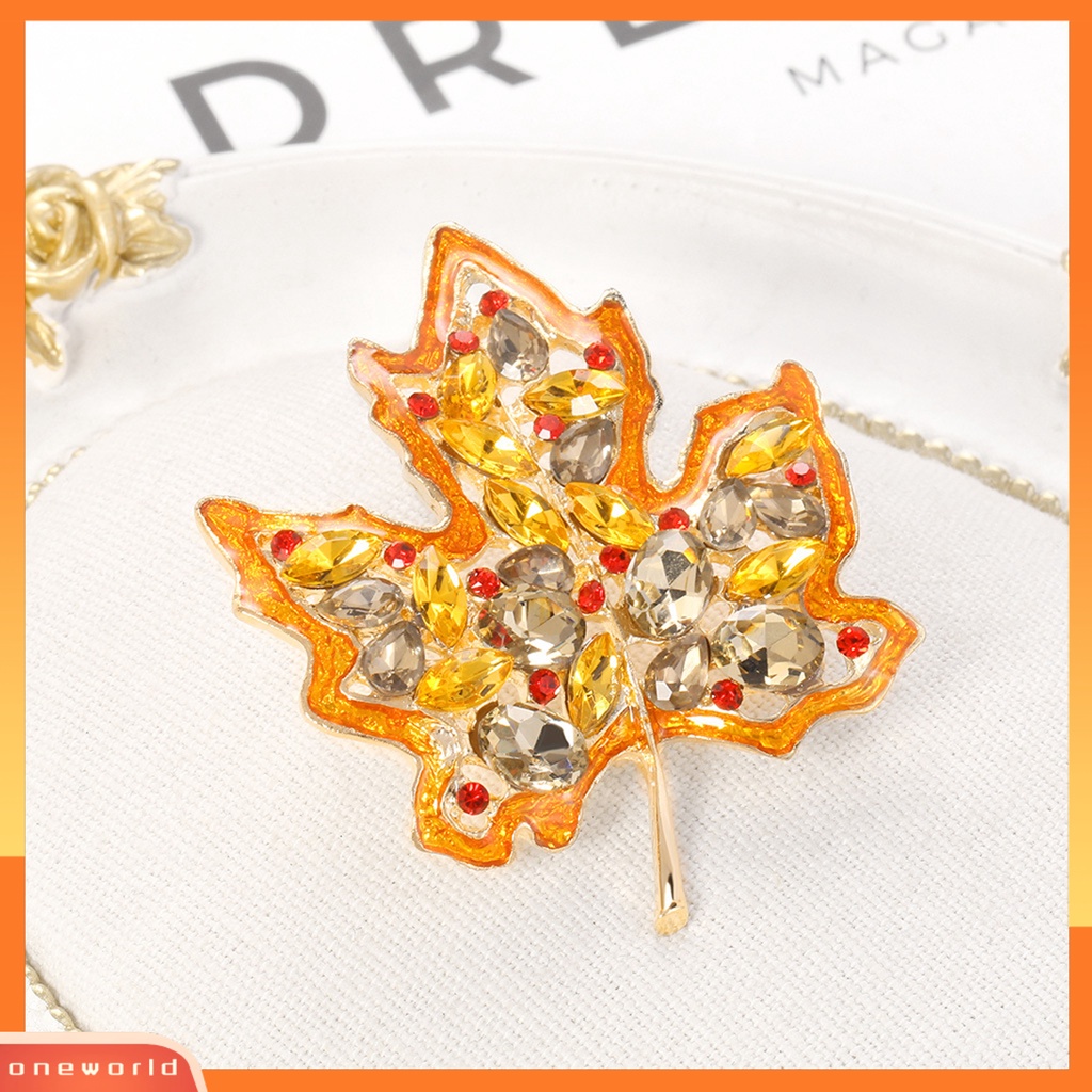 [ONE] Wanita Bros Maple Leaf Rhinestones Lucu Menetes Minyak Dicat Bros Untuk Wanita