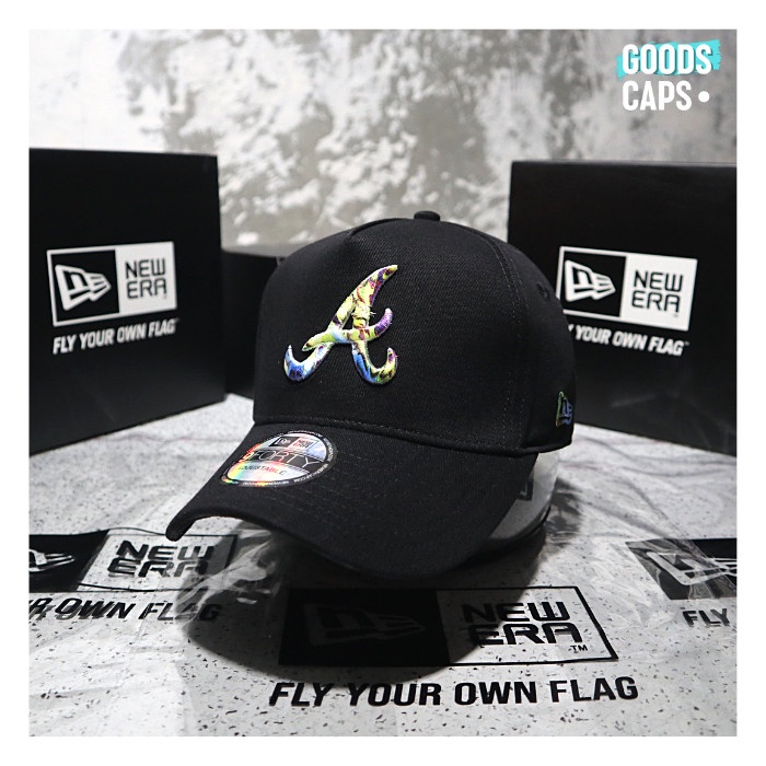 Topi Baseball Atlanta Braves Logo A Full Tag Premium Import Cap Unisex - Rainbow