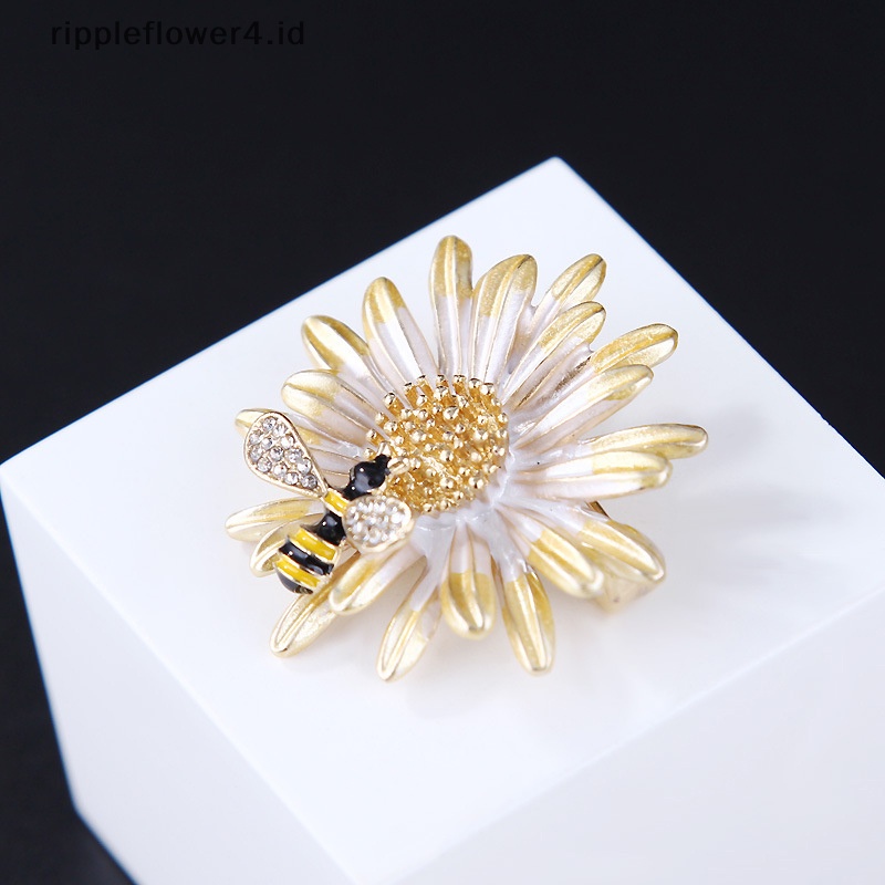 {rippleflower4.id} Versi Korea Dari fashion Kartun Sederhana drip Minyak enamel alloy Lebah daisy Bros pin Aksesoris Pakaian pin Aksesoris~
