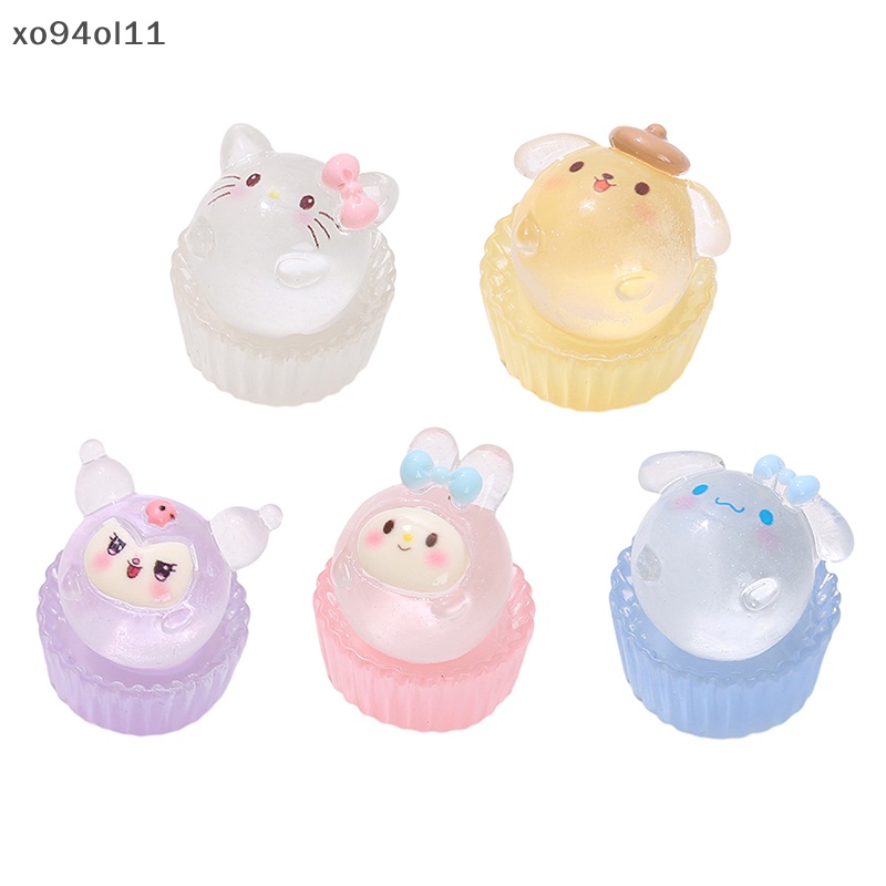 Xo 2 Pcs Bercahaya Sanrio Puff Kue Ornamen Mini Kartun HelloKitty Kuromi Boneka Lanskap Mikro Rumah Boneka Miniatur Mainan OL