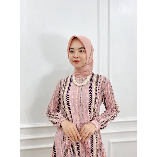 PB Prilly Busana -  LIVYA TUNIK CRINCLE MOTIF -TUNIK CRINCLE - TUNIK MOTIF - ATASAN