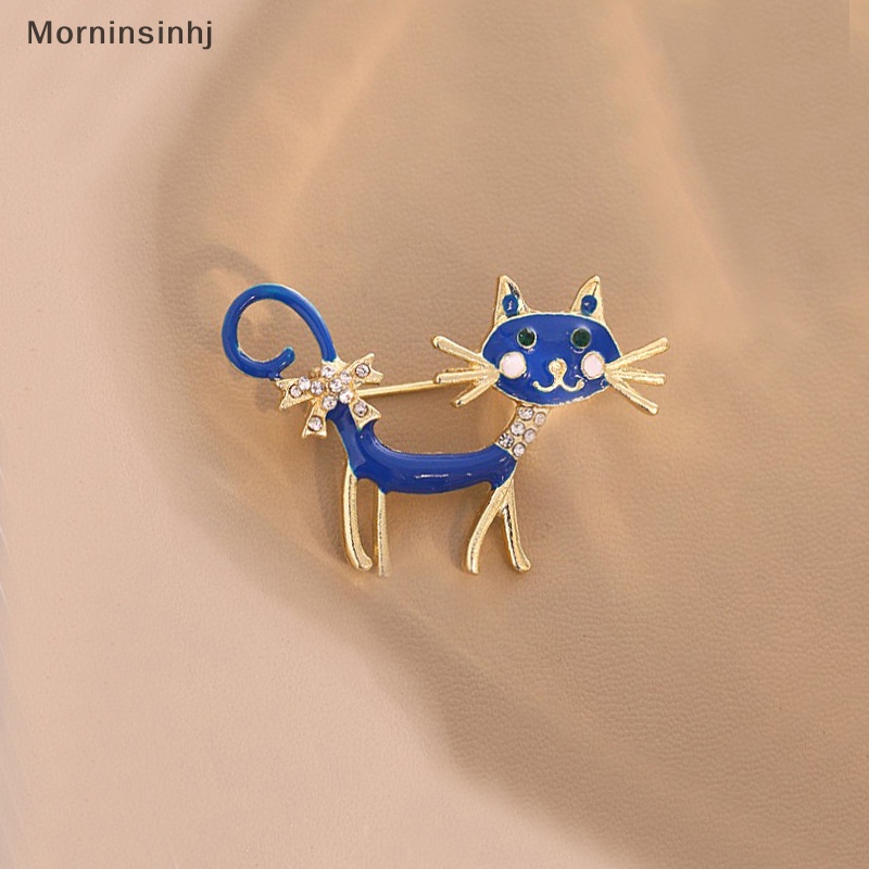 Mornin Bros Berlian Imitasi Kucing Lucu Gaya Korea Untuk Wanita Warna Biru Hewan Brooch Pin Fashion Kristal Korsase Aksesoris Pakaian id