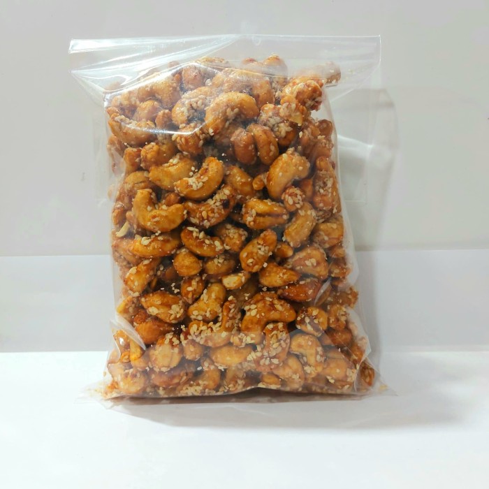 

✨Ready Stok✨ - kacang mede 5 varian rasa 500gr - thailand