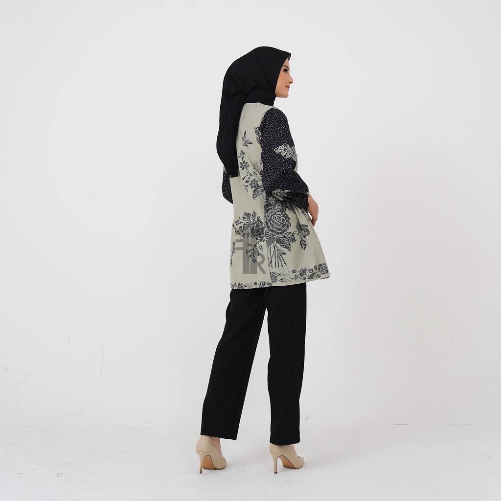 FITTINGROOM11 Blouse Batik - Caria Blouse