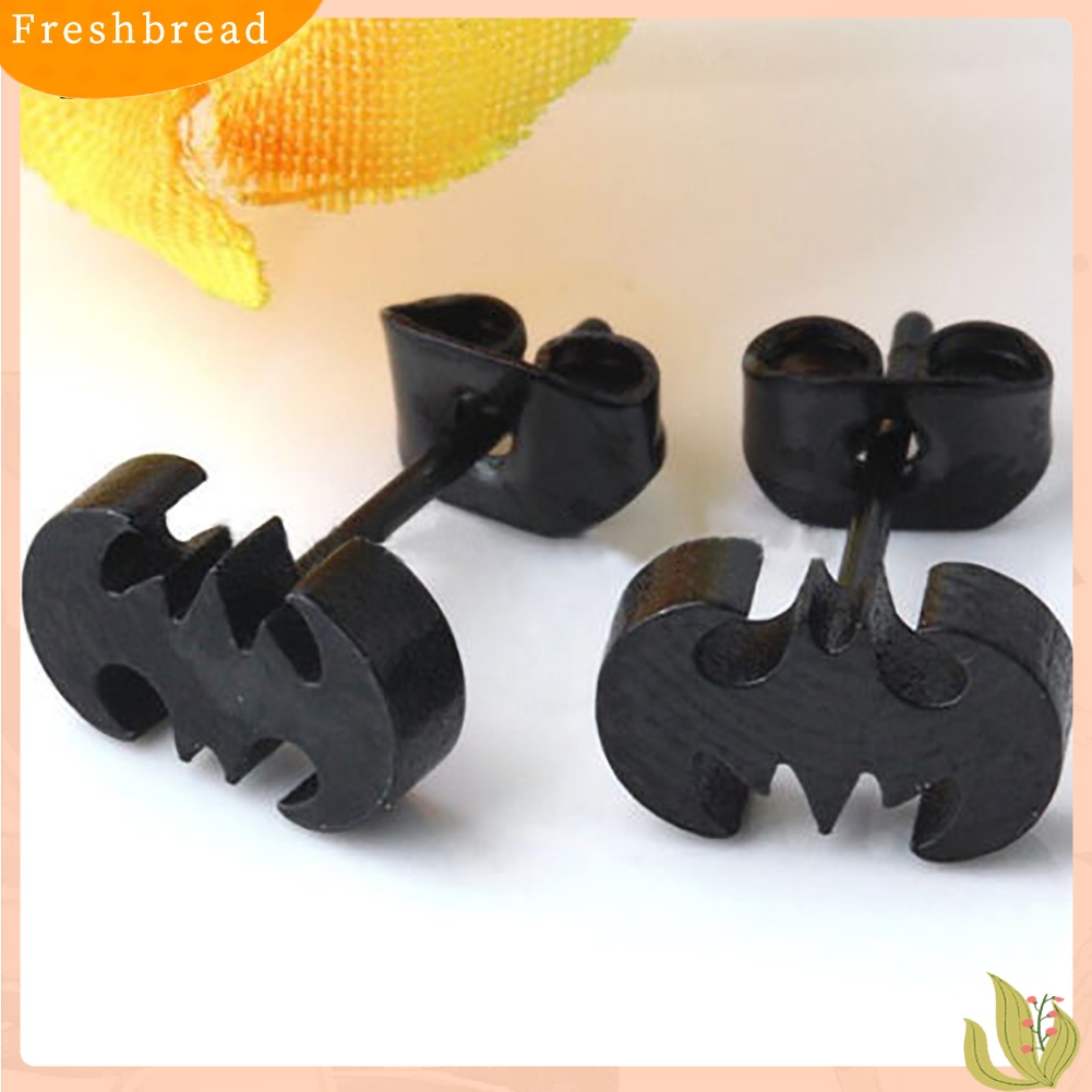 &lt; Freshbread &gt; Pria Wanita Punk Kelelawar Stainless Steel Srew Kembali Telinga Stud Earrings Perhiasan Telinga