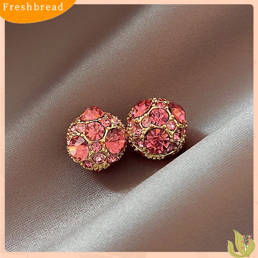 &lt; Freshbread &gt; 1pasang Anting Pejantan Tindik Palsu Berlian Imitasi Cubic Zirconia Hias Temperamen Shiny Dekorasi Kepribadian Ada Lubang Telinga Anting Perhiasan Aksesori