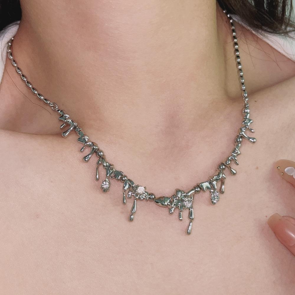 Lily Chokers Kalung Trendi Liontin Tidak Teratur Bentuk Tetesan Air Rantai Klavikula