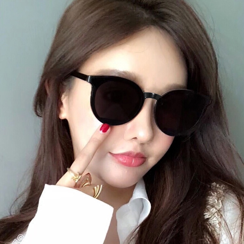 (YUZHU) Kacamata Hitam Bingkai Bulat Fashion Korea Untuk Wanita Retro Fashion Oversized Frame Candy Color Sunglasses