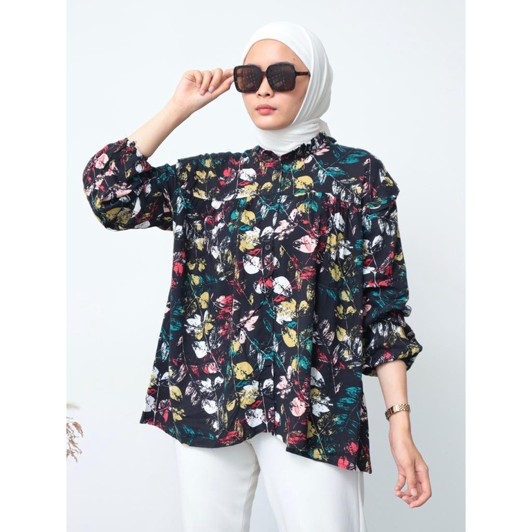 Kemeja Wanita Mecca Oversize 2301.02.069