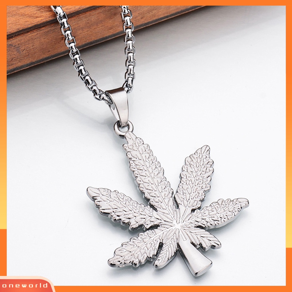 [ONE] Unisex Kalung Maple Liontin Permukaan Halus Perhiasan Gaya Korea Electroplating Pendant Necklace Hadiah Ulang Tahun