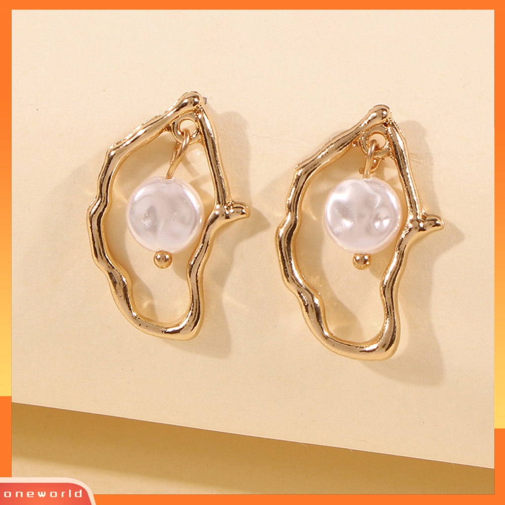 [WOD] 1pasang Anting Menjuntai Tidak Teratur Perhiasan Peal Imitasi Fashion Penampilan Drop Earrings Untuk Pakaian Sehari-Hari