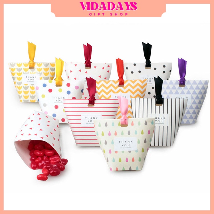 

VIDADAYS KOTAK KADO MINI GIFT BOX CORAK AIR DROP POLKADOT / HADIAH PERMEN HAMPERS KADO KEMASAN ULANG TAHUN