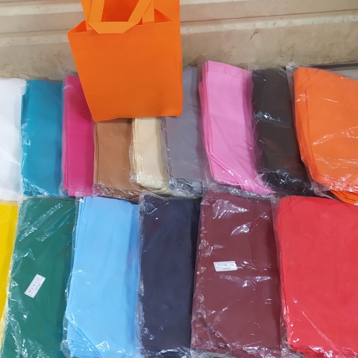 

[SC] tas spunbond bahan tebal buat nasi box 18&20 isi 12 pcs terlaris