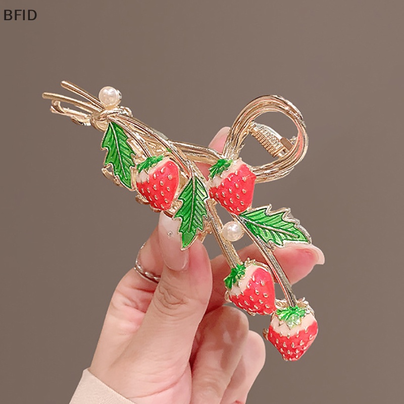 [BFID] Fashion Strawberry Hair Claw Untuk Wanita Perempuan Jepitan Rambut Crab Metal Ponytail [ID]