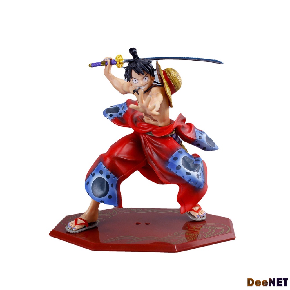 Luffy Swinging Swordman with straw hat Action Figure 18 cm