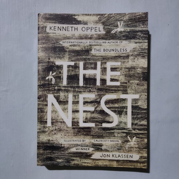 Novel import the nest by Kenneth oppel
