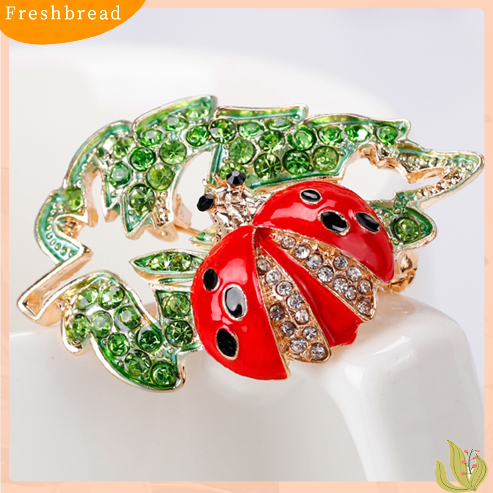 &lt; Freshbread &gt; Fashion Wanita Berlian Imitasi Ladybird Bentuk Daun Bros Pin Gaun Syal Aksesori