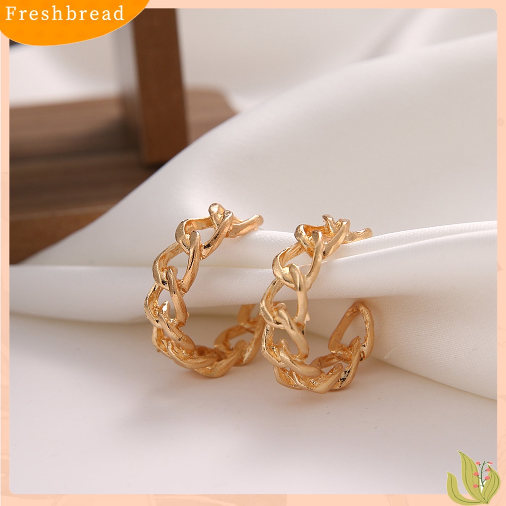 &lt; Freshbread &gt; Wanita Anting Tusuk Telinga Hollow Gothic Hias Retro Kokoh Untuk Pergi Jalan