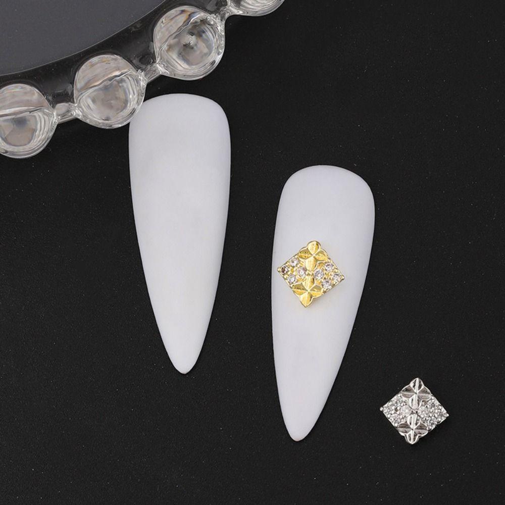 AUGUSTINA Augustina Dekorasi Nail Art DIY Gaya Perancis Semanggi Empat Daun Alloy Aksesoris Kuku