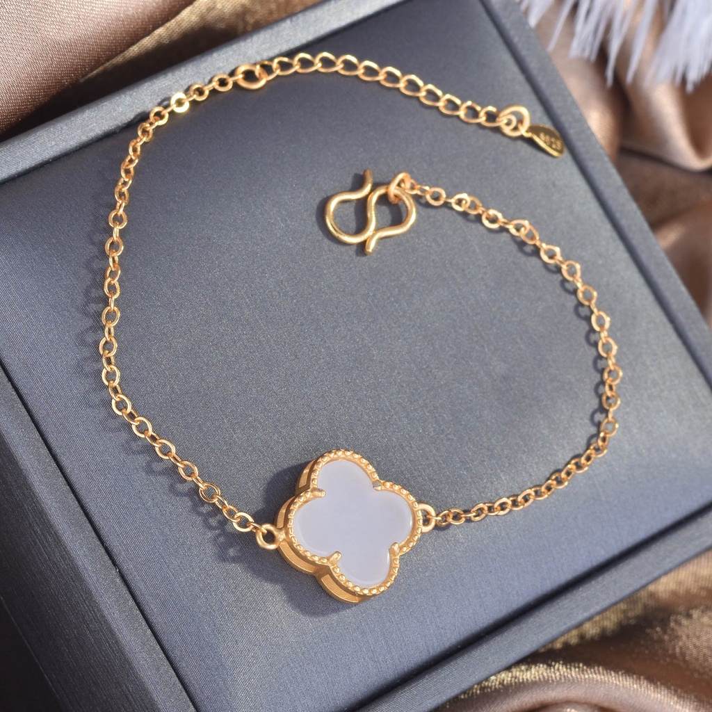 Goldkingdom Aksesoris Perhiasan Fashion Ready Stock Kalung Semanggi Empat Daun Yang Beruntung Dan Liontin Tian Baiyu Gelang Kerajinan Emas Kuno.