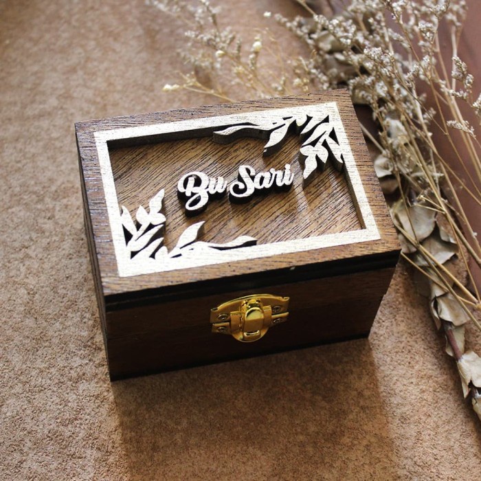 KOTAK KAYU LOGAM MULIA / WOODEN GIFT BOX / KOTAK KADO KECIL