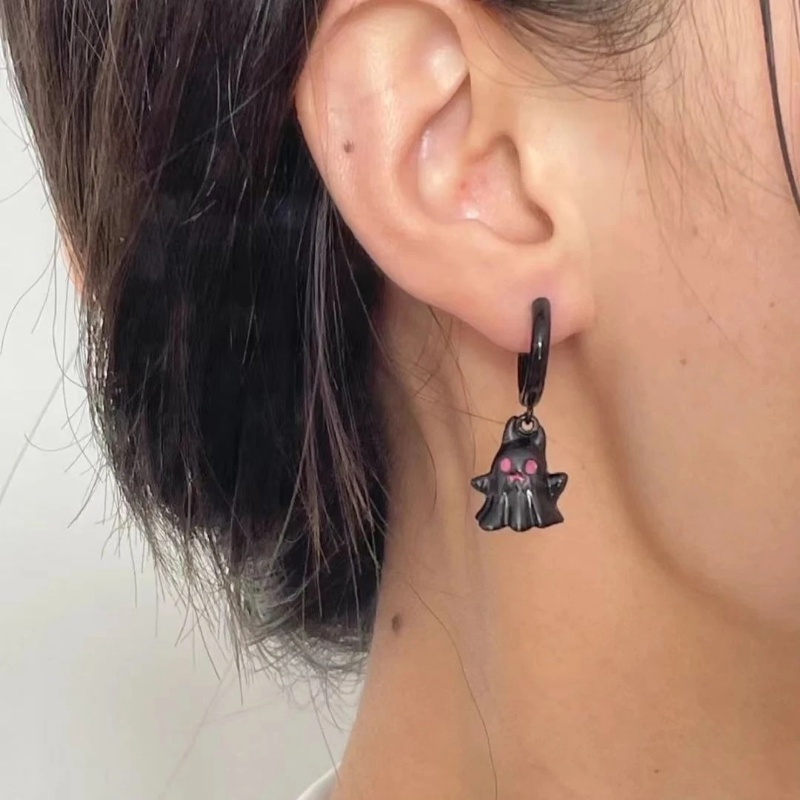 Gothic Punk Hantu Hitam Menjuntai Anting Wanita Gadis Kepribadian Vintage Trendi Asimetris Drop Earring Perhiasan Y2k Aesthetic Piercing Telinga Gesper