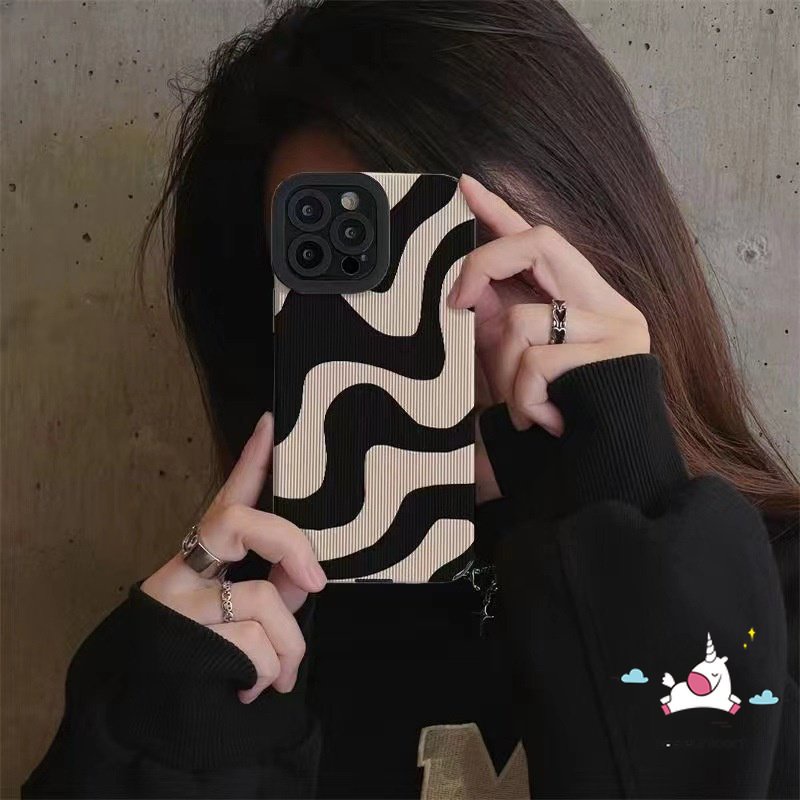 IPHONE Ins Art Pola Tidak Teratur Casing Ponsel Kompatibel Untuk Iphone11 14 12 13 Pro 7 8 Plus MAX XR X XS MAX Tekstur Kulit Mewah Trendi Merek Zebra Artistik Lembut Shockproof Cover