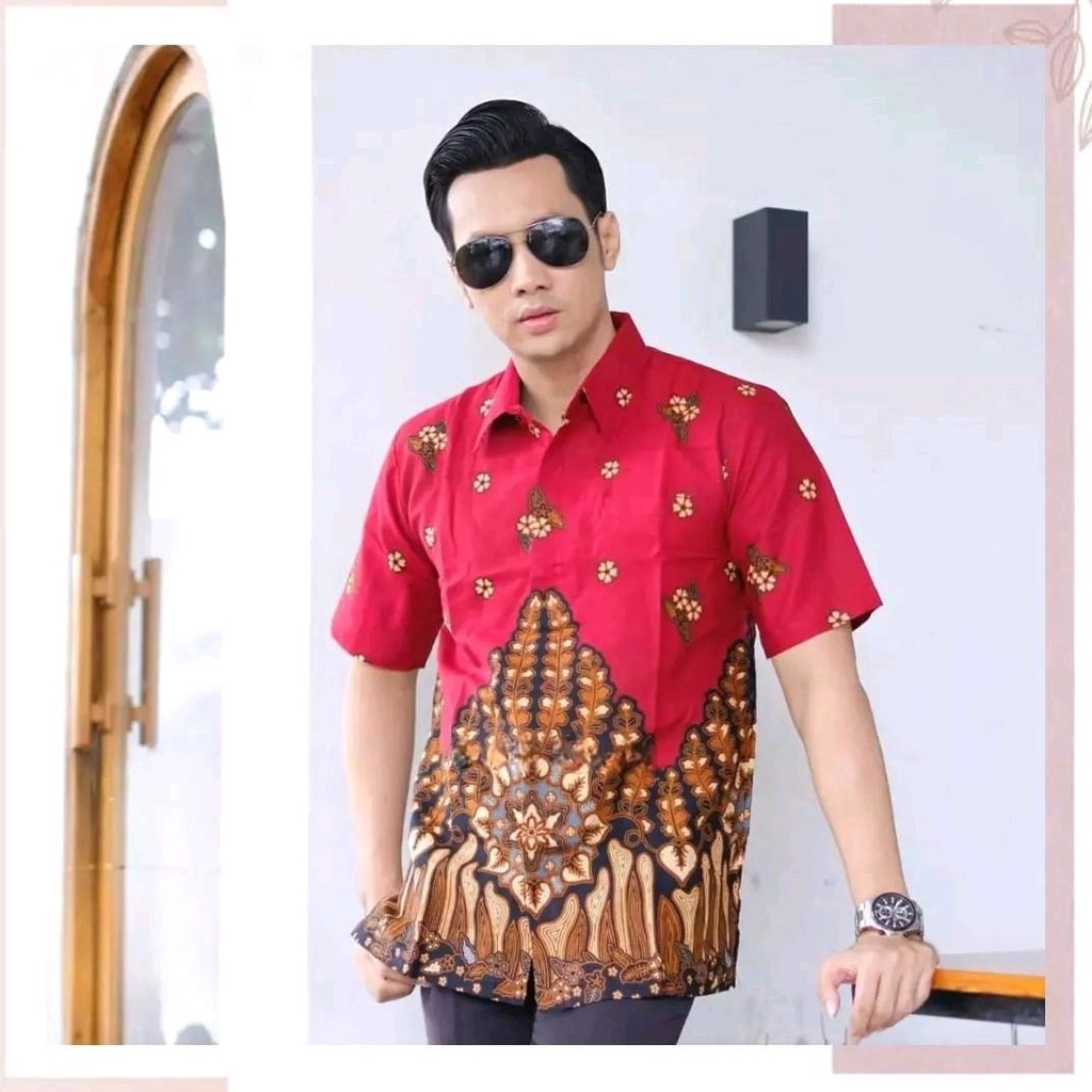 Hem Batik Pria Lengan Pendek Warna Merah Kombinasi Warna Coklat Hitam Reguler Fit