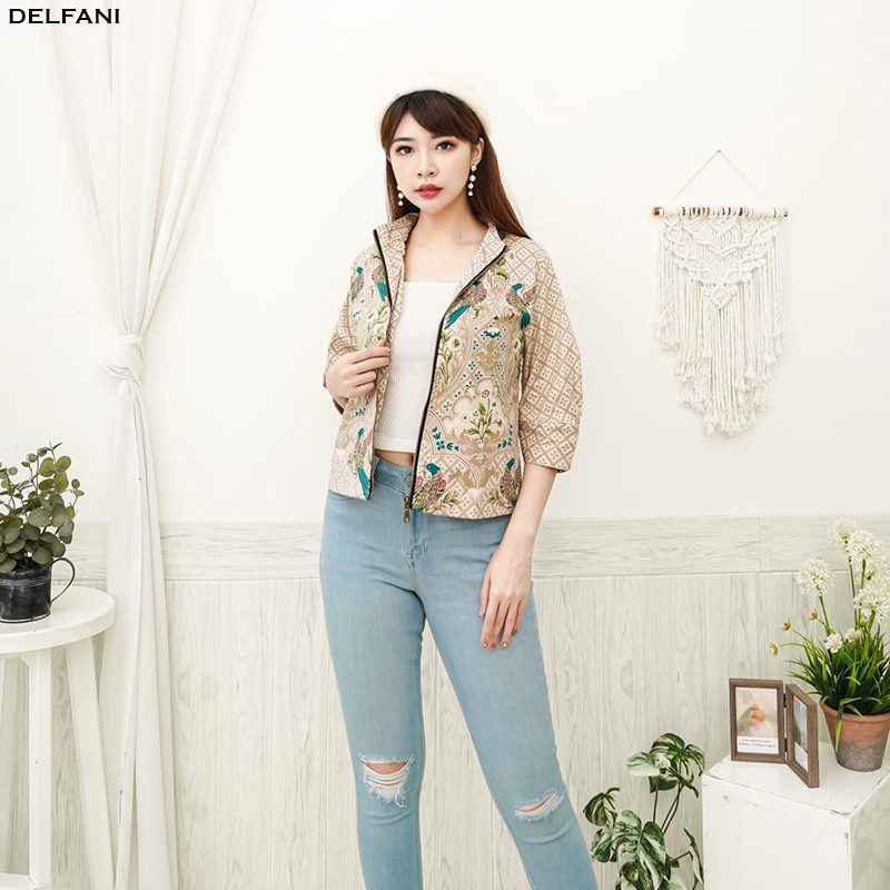 Evercloth Delfani Jaket Wanita Batik VM Jacket Wanita Jaket