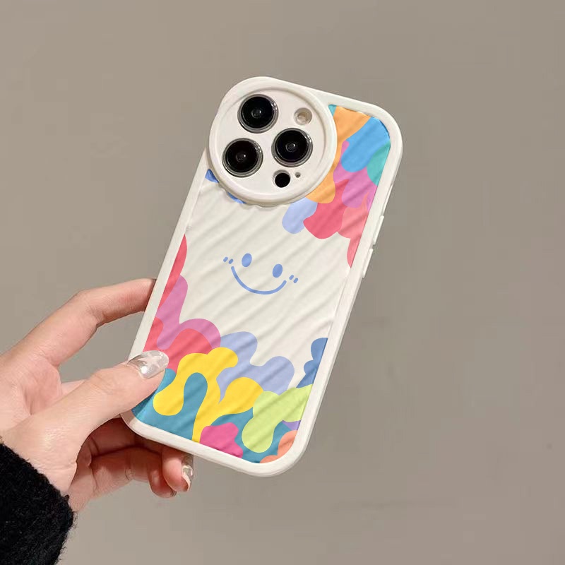 IPHONE Smile Face Dengan Graffiti Warna-Warni Riak Air Casing Ponsel Kompatibel Untuk Iphone11 13 12 14 Pro MAX 14 Plus XR X XS MAX 7Plus 8Plus 7 8 SE 2020 2022 Sarung Tahan Guncangan