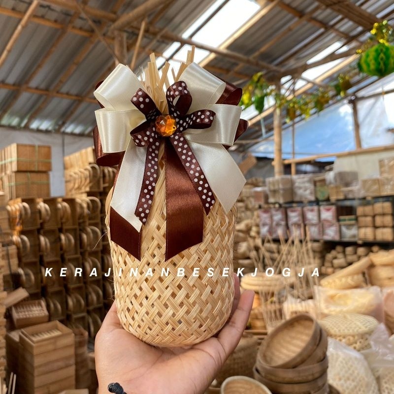 

bambu anyaman KRONGSO 9X22 NATURAL PITA /krongso nanas krongso makanan souvenir jogja krongso ikat besek nanas