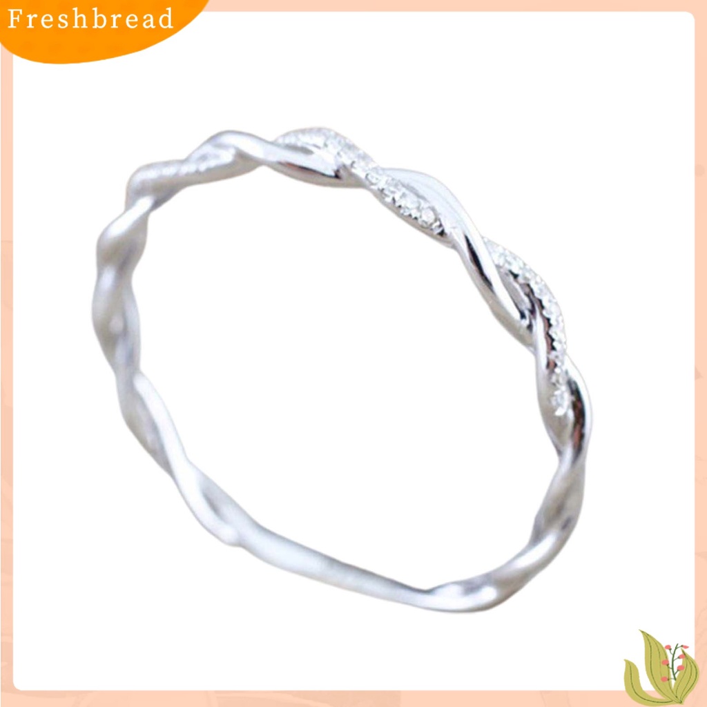 &lt; Freshbread &gt; Wanita Cincin Memutar Bentuk Berlian Imitasi Perhiasan Cincin Kilau Terang Indah Untuk Pernikahan