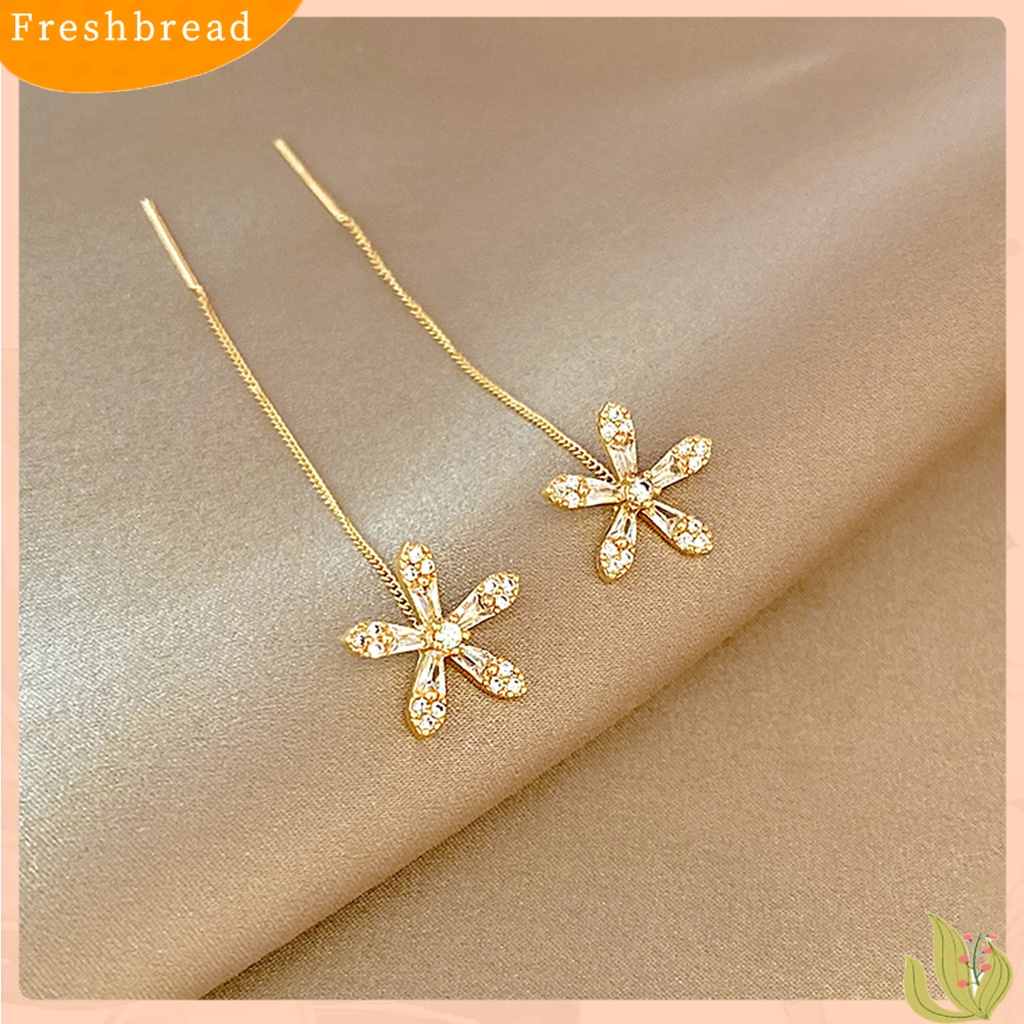 < Freshbread > 1pasang Anting Pejantan Temperamen Rumbai Panjang Berlian Imitasi Mengkilap Hias Berkilau Hadiah Wanita Bunga Garis Telinga Perhiasan Aksesoris Pernyataan Fashion