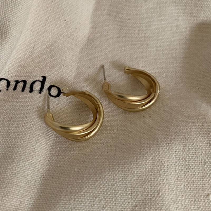Retro Matte Golden C -type Earrings Female 2023anting Serbaguna Baru