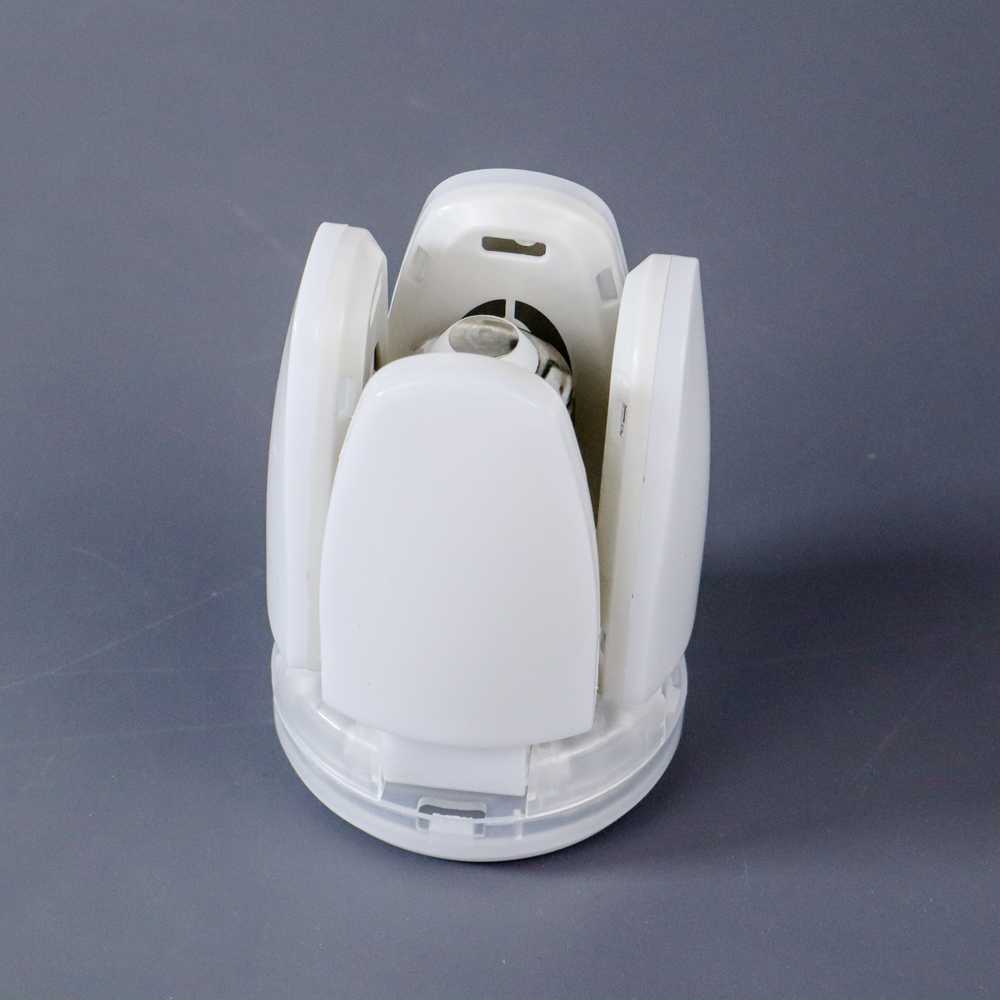 Lampu Lipat Kipas LED Foldable Four Leaf Bulb E27 220V 28W With Remote