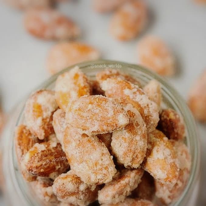 

PROMO RAMADHAN!! 250gram Almond Panggang Bawang ( Garlic Coated Almond )Kacang oven