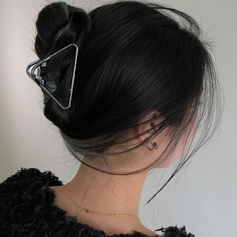 Papaozhu Trendi Perak Logam Segitiga Rambut Cakar Klip Untuk Wanita Perempuan Sederhana Berongga Geometris Rambut Bun Maker Temperamen Ponytail Holder