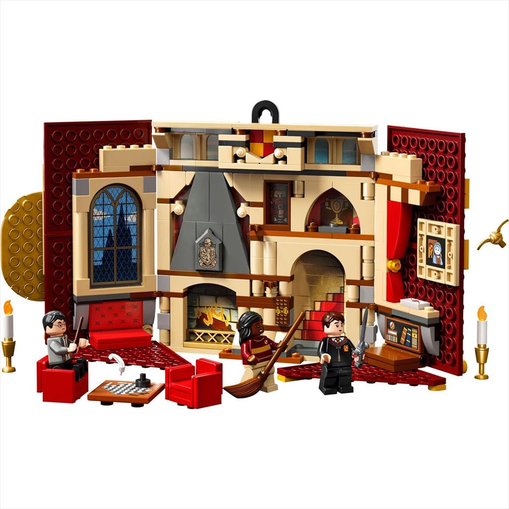 LEGO Harry Potter 76409 Gryffindor House Banner