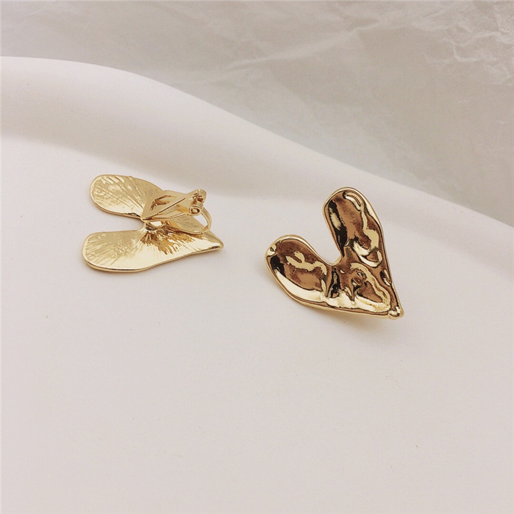 Anting Klip Hati Besar Lapis Emas Untuk Wanita Sederhana Perhiasan Logam Non Tindik Hadiah Pesta