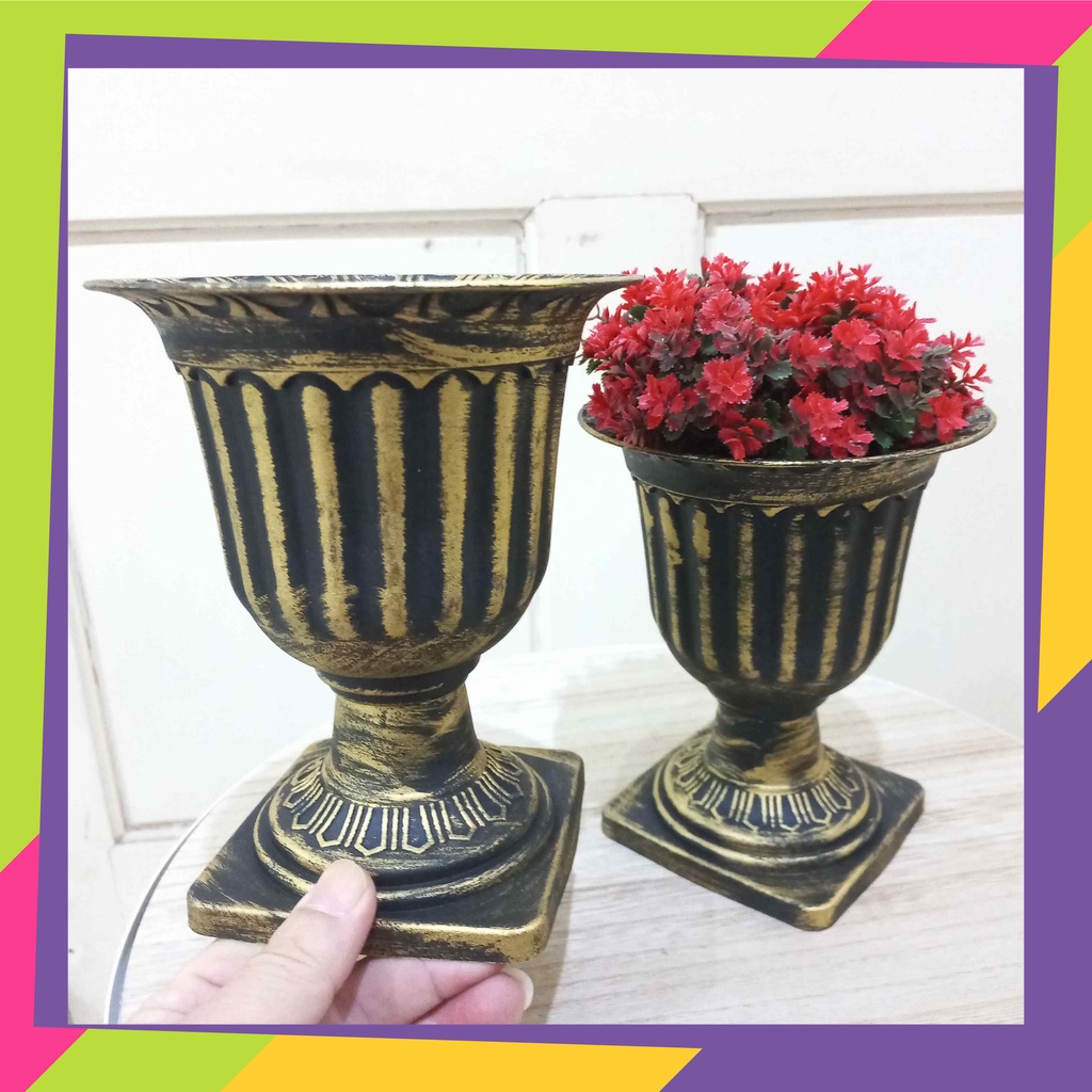 1147 / Pot bunga plastik tropy piala dekorasi / Vas bunga aesthetic tanaman artificial
