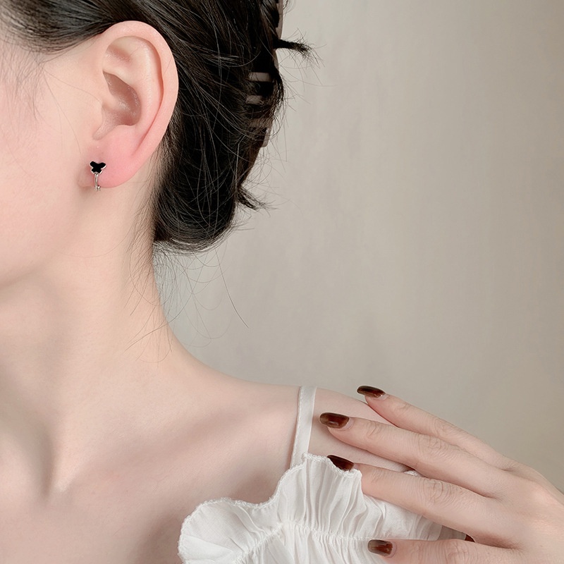 Kami Bunga Y2K S925 Perak Keren Hitam Hati Bintang Butterfly Hoop Earrings Untuk Wanita Perempuan Punk Geometris Lingkaran Bulat Tulang Rawan Anting-Anting Fashion Telinga Perhiasan Aksesoris