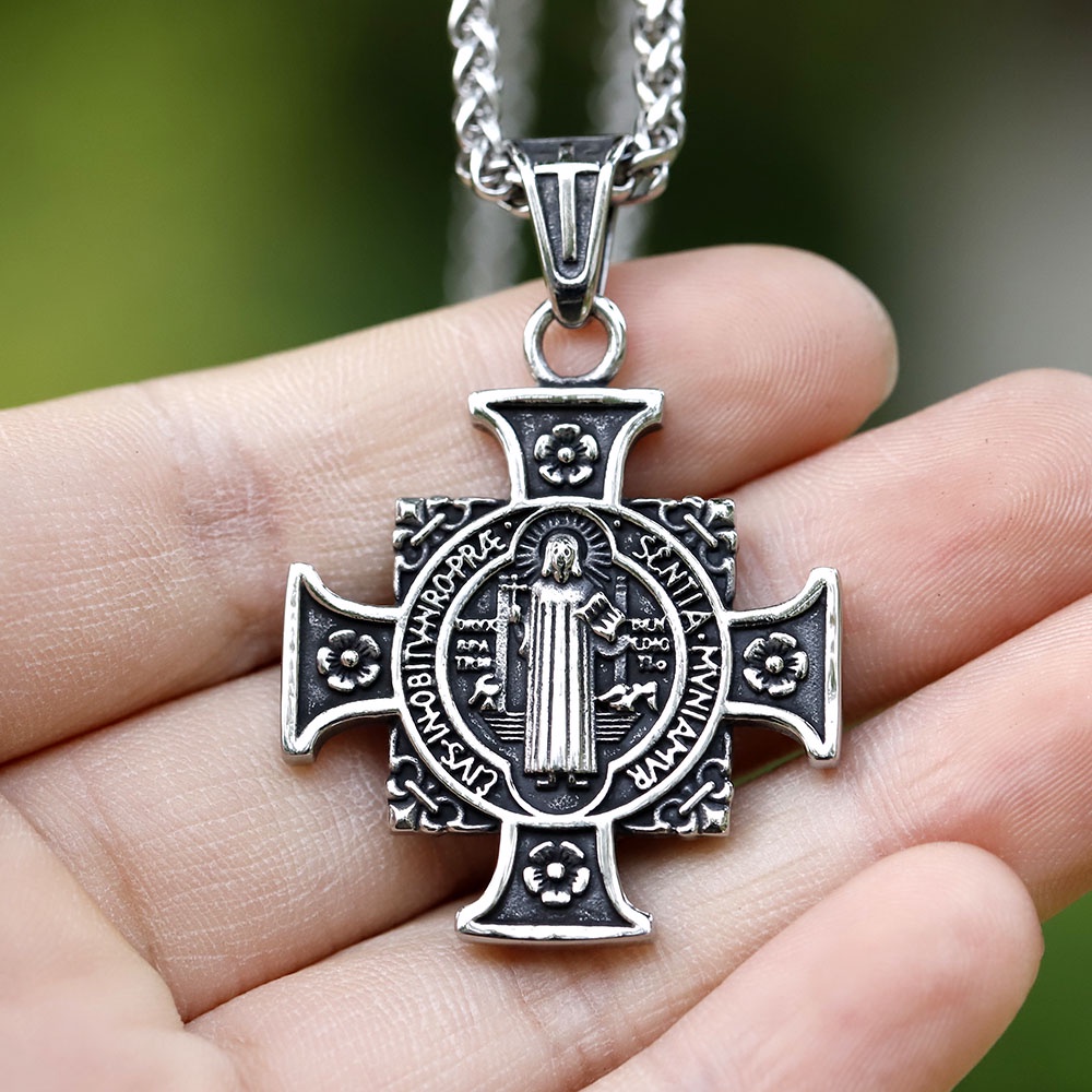 Christ Jesus Pendant Kalung Rantai Salib Berat Pria Perhiasan Hadiah Perhiasan Kristen Religi