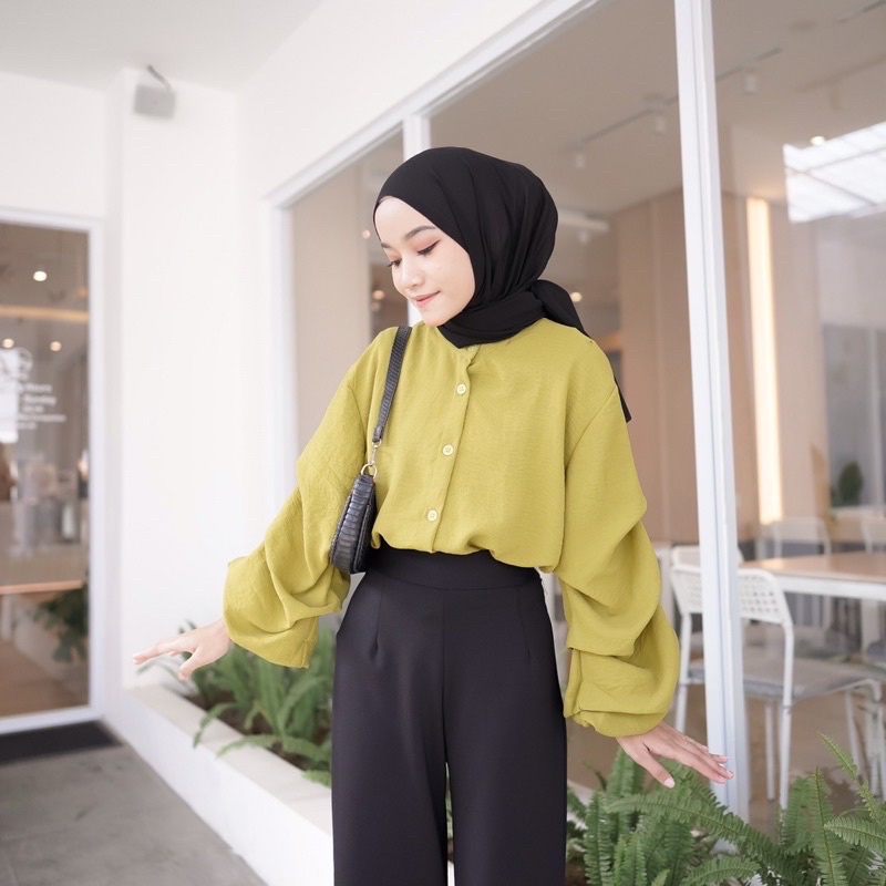KEMEJA CUBITA TOP BLOUSE CRINCLE ALTA WIRU OVERSIZE WANITA BLUS LENGAN BALON AKSEN LIPAT KOREAN STYLE TERBARU KEKINIAN WANITA REMAJA HITS OOTD