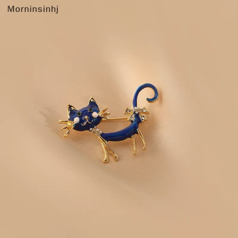 Mornin Bros Berlian Imitasi Kucing Lucu Gaya Korea Untuk Wanita Warna Biru Hewan Brooch Pin Fashion Kristal Korsase Aksesoris Pakaian id