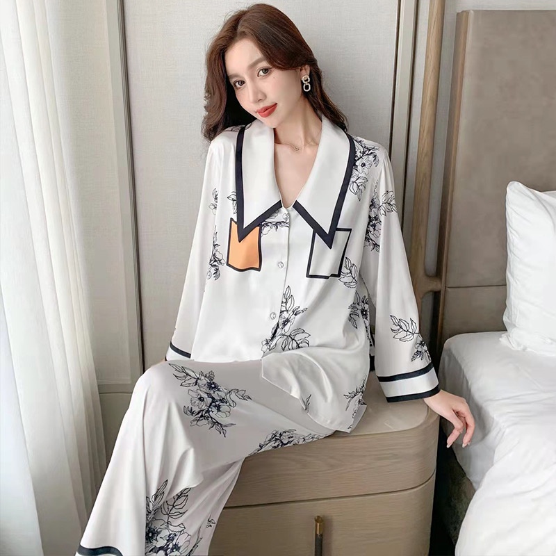 2023 Versi Korea Baru dari Sutra Ice Thin Long -sleeved Long -sleeved Pants Piyama Set/Lapel Home Service