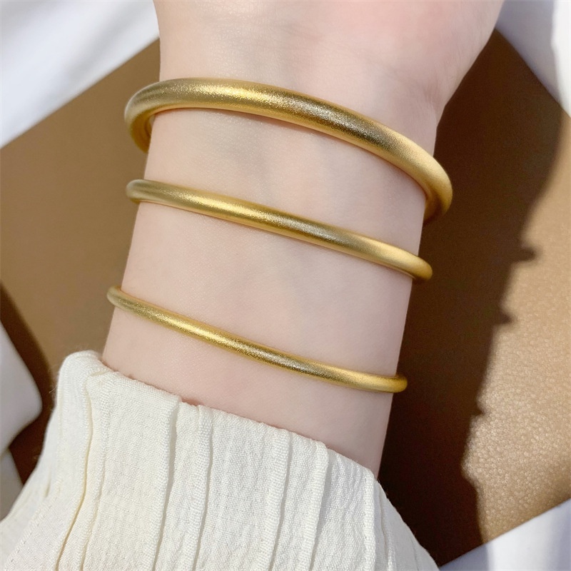 Gelang Emas 24K Korea Gelang Wanita Emas Imitasi Frosted Bracelet Tidak Luntur Aksesoris Hadiah