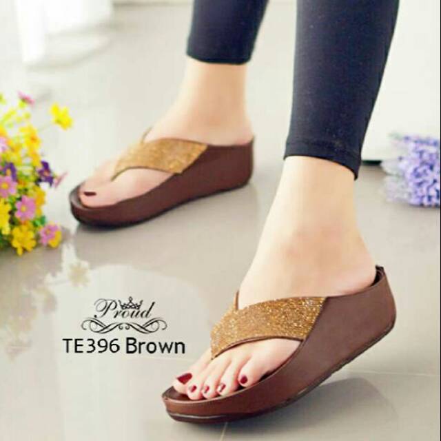 Sepatu Sandal Wanita  Jh 89 Sandal Santai Model Wedges Untuk Wanita Vs
