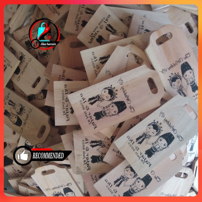 Souvenir Talenan Kayu Besar Set Pisau