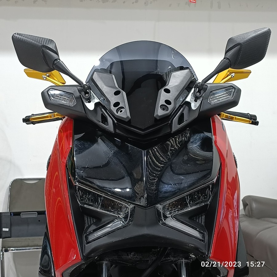Windshield Visor  Xmax 2023 Connected WINDSHIELD XMAX NEW 2023 CONNECTED TYPE MALOSSI SPORTY