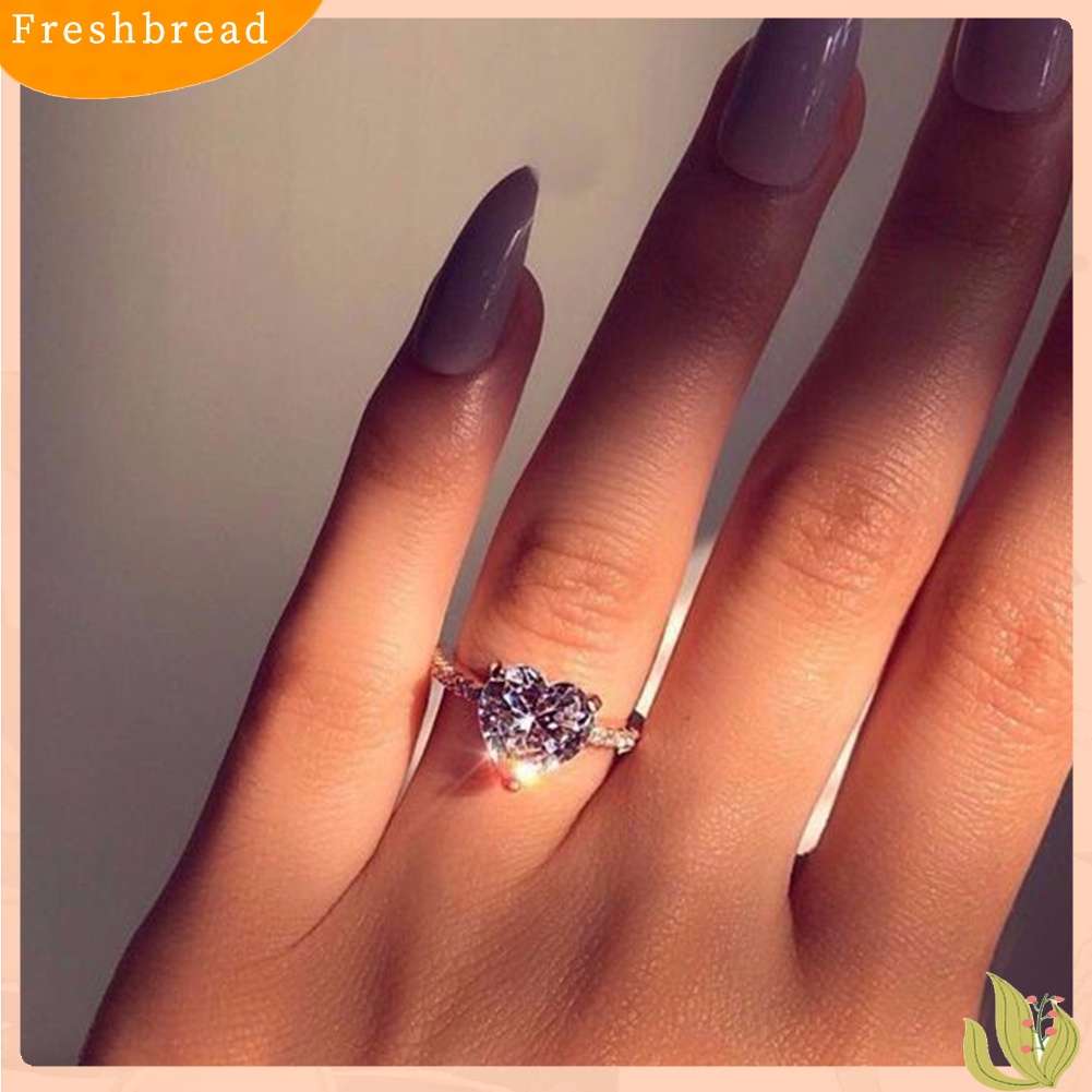 &lt; Freshbread &gt; Fashion Wanita Cinta Hati Cubic Zirconia Engagement Finger Ring Jewelry Decor